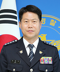 김영수 사진